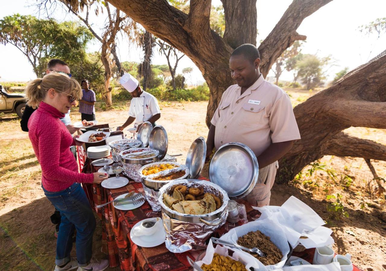 Elephant Bedroom Camp - Samburu Archers Post Exterior photo